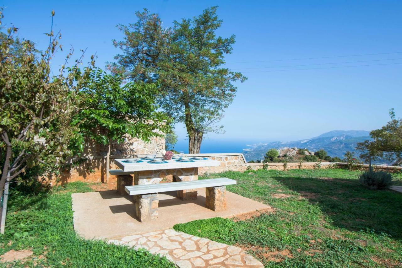 Villa Serenis Porovitsa المظهر الخارجي الصورة